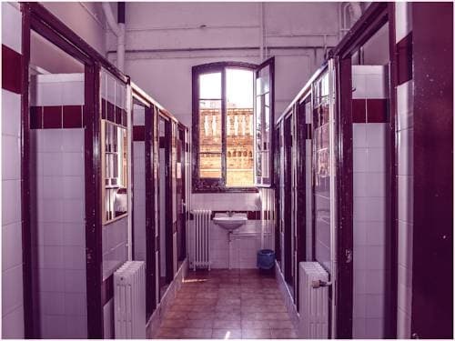 Barcelona Riders Hostel - photo 6