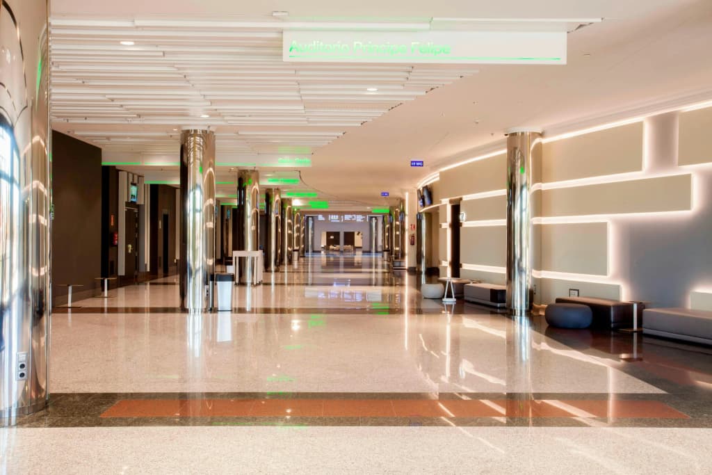Madrid Marriott Auditorium Hotel & Conference Center - photo 13