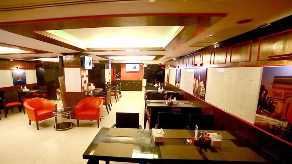 Rayaan Oriental Guest House & Restaurant - photo 13