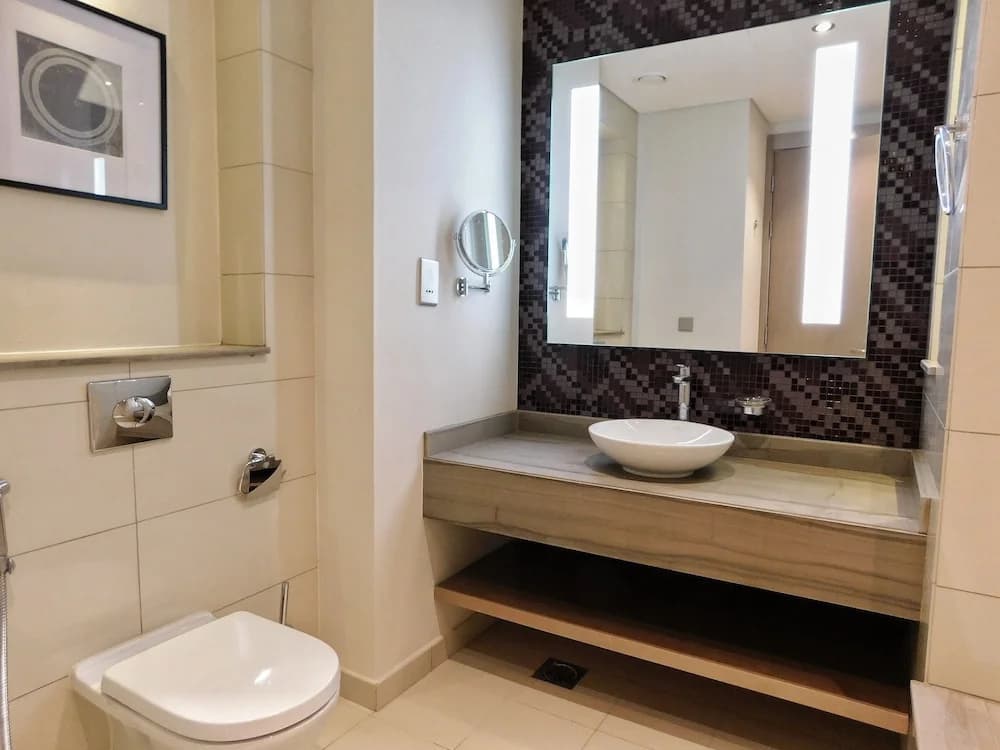 Luton Vacation Damac Paramount Tower - photo 9