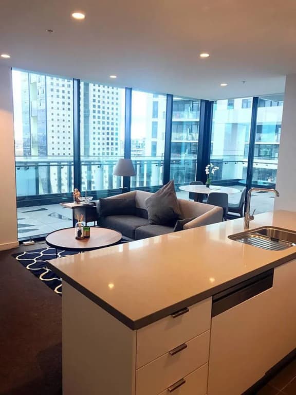 Southbank Platinum Tower Apartment - photo 26