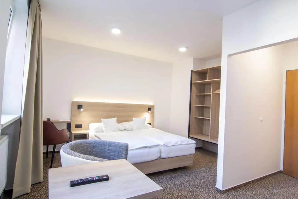Hotel Avion - photo 7