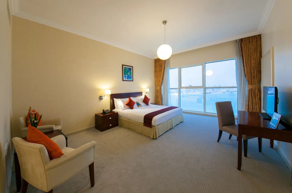 Somerset West Bay Doha - photo 4