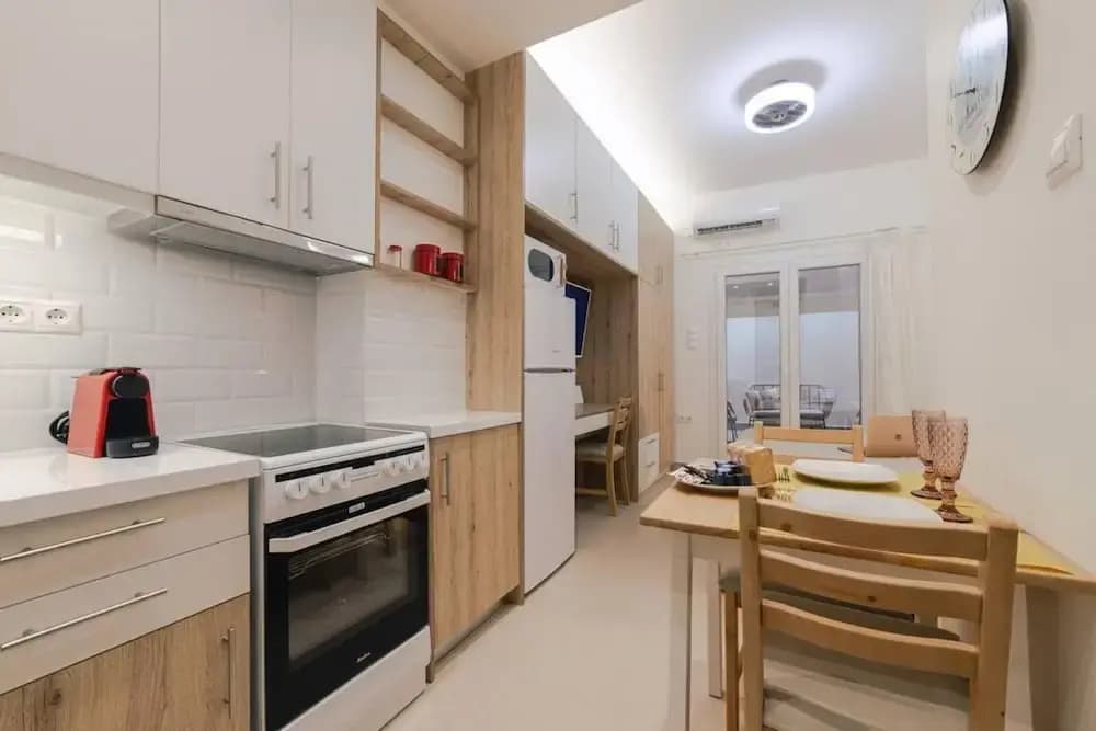 Small and Cozy Studio - photo 15
