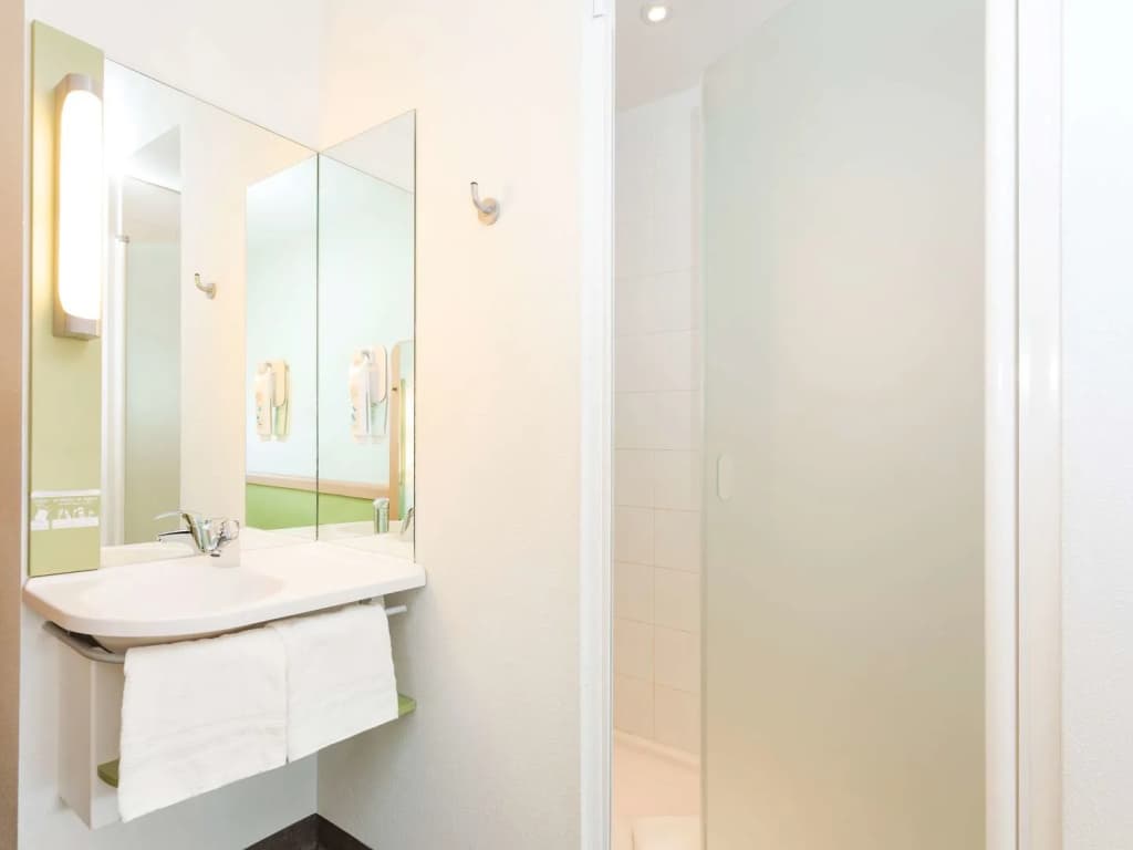 Ibis Budget Madrid Vallecas - photo 9