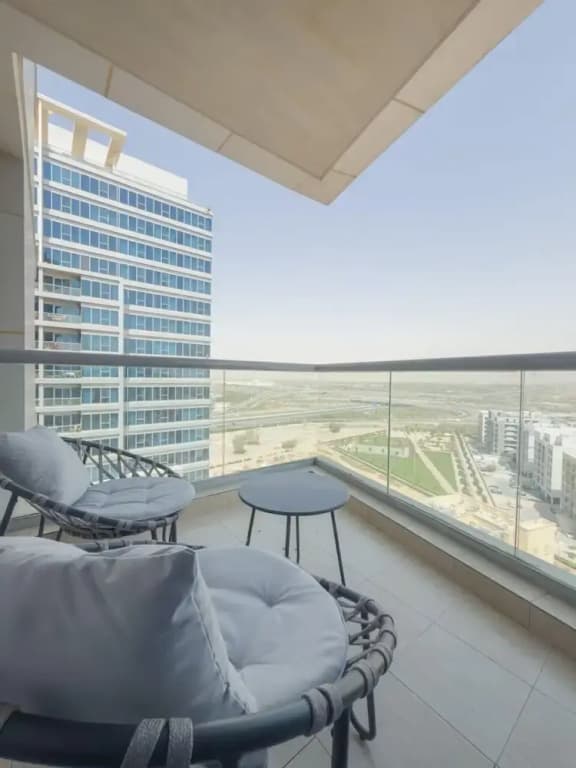 Iconic 2BR in Skycourt Dubailand - photo 1