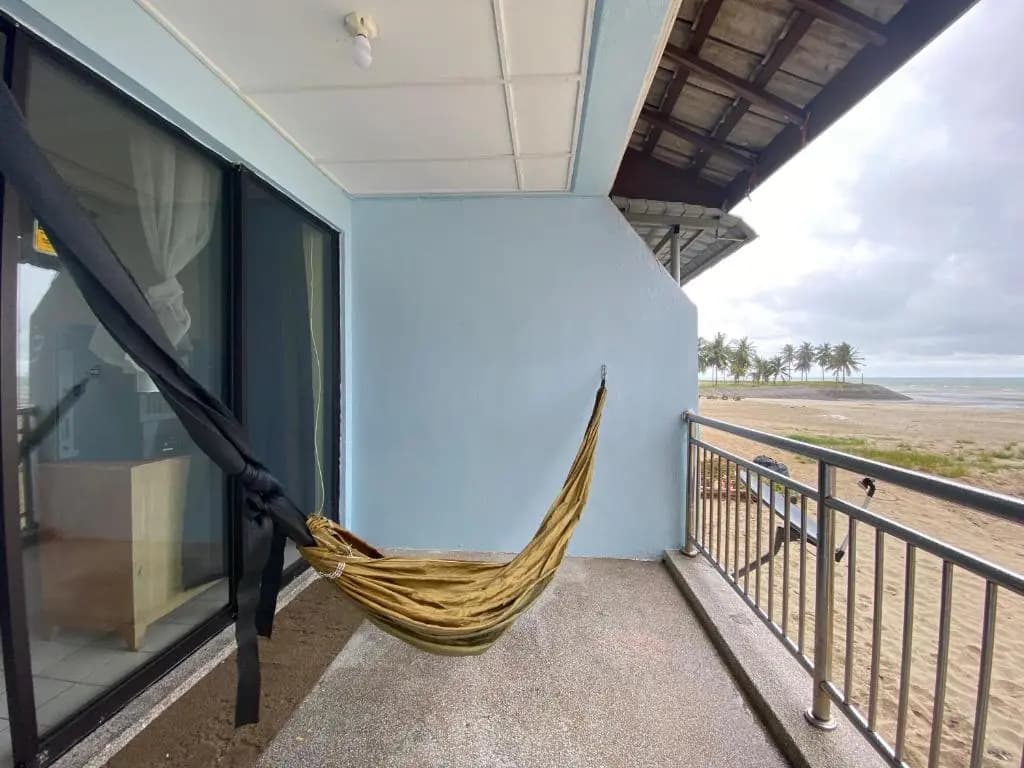 Port Dickson Paradise Lagoon Beachfront Apartment - photo 7