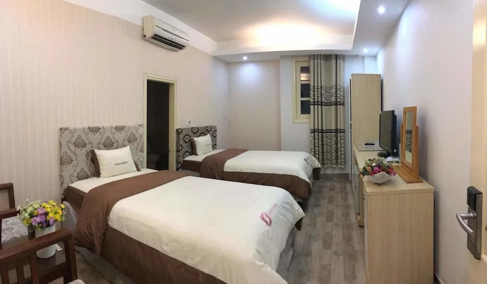 Sebong Hotel - photo 32