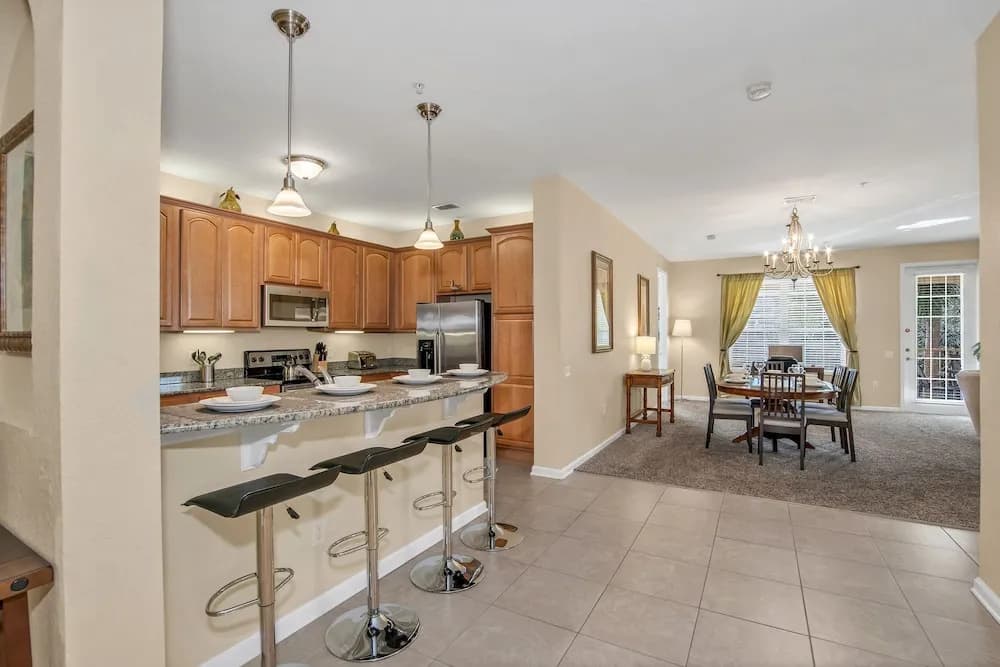 Cozy Condo W/private Balcony Steps to Conv. Ctr - photo 26
