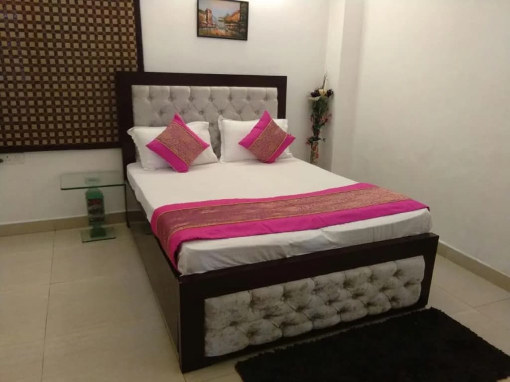 Prestige Apartments - photo 8