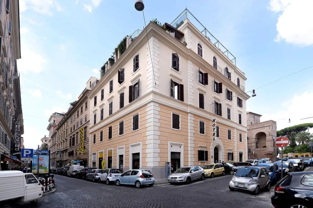 Hotel Golden - photo 34