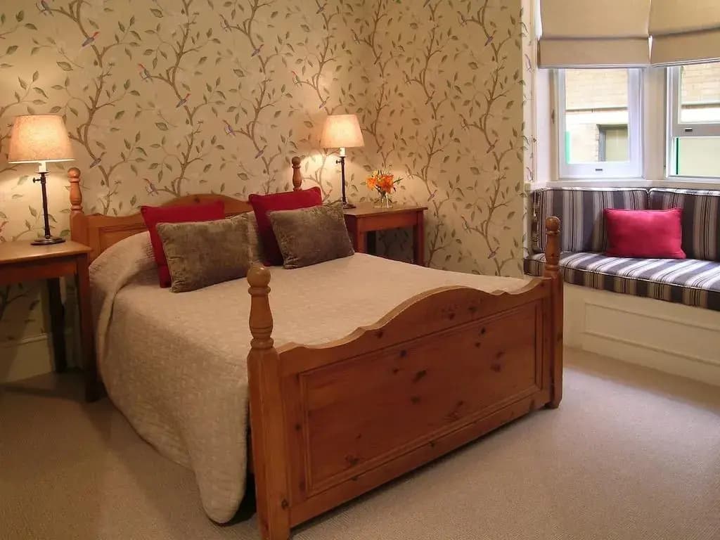 The Russell Boutique Hotel - photo 3
