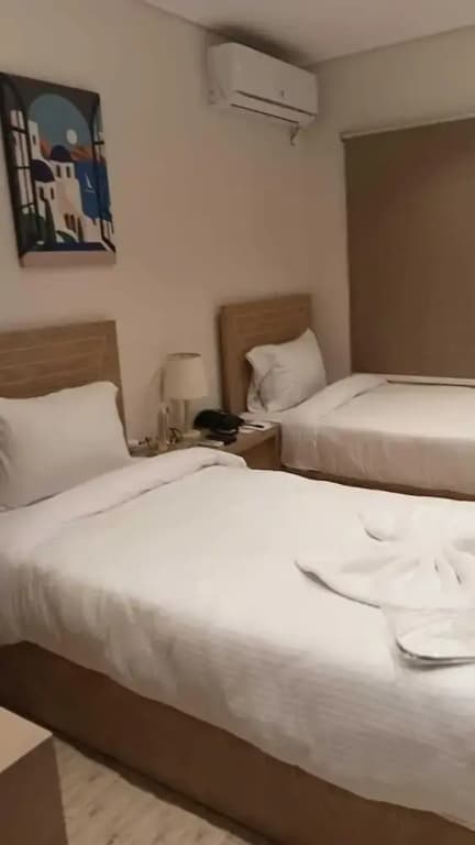 Transit 64 Hotel - photo 25