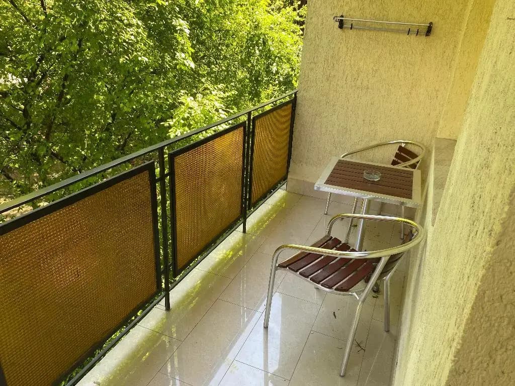 Gold Apartments - photo 8