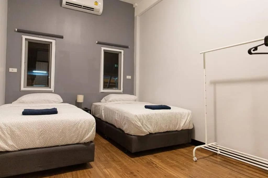 U3 Large 2 Bedroom Full Kitchen Near BTS Udomsuk - photo 3