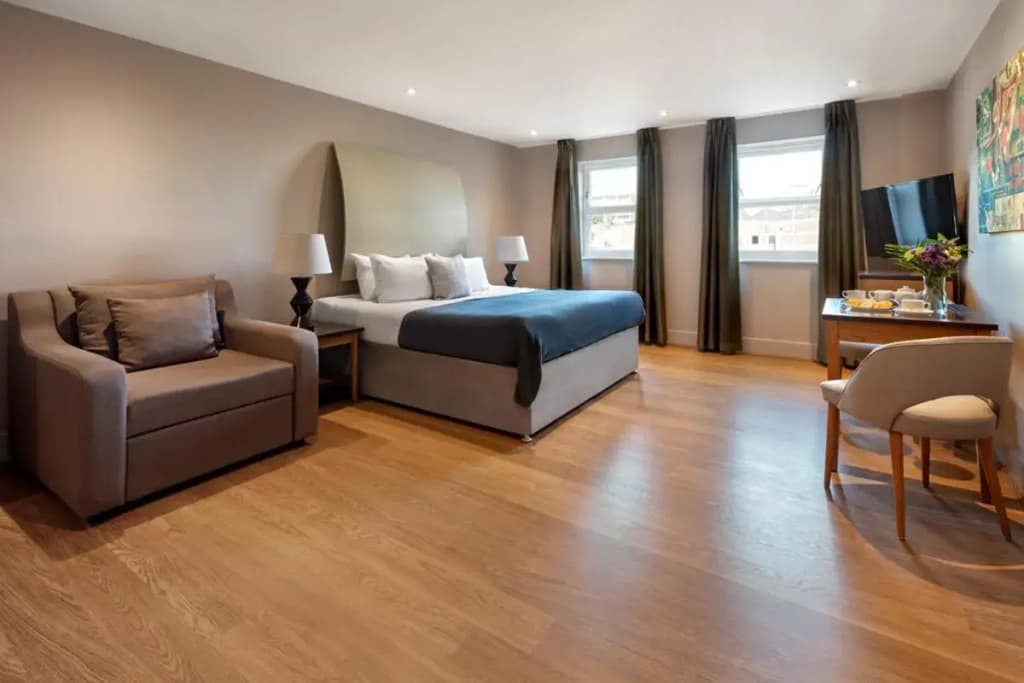 Marlin Apartments Commercial Road - Limehouse - photo 28