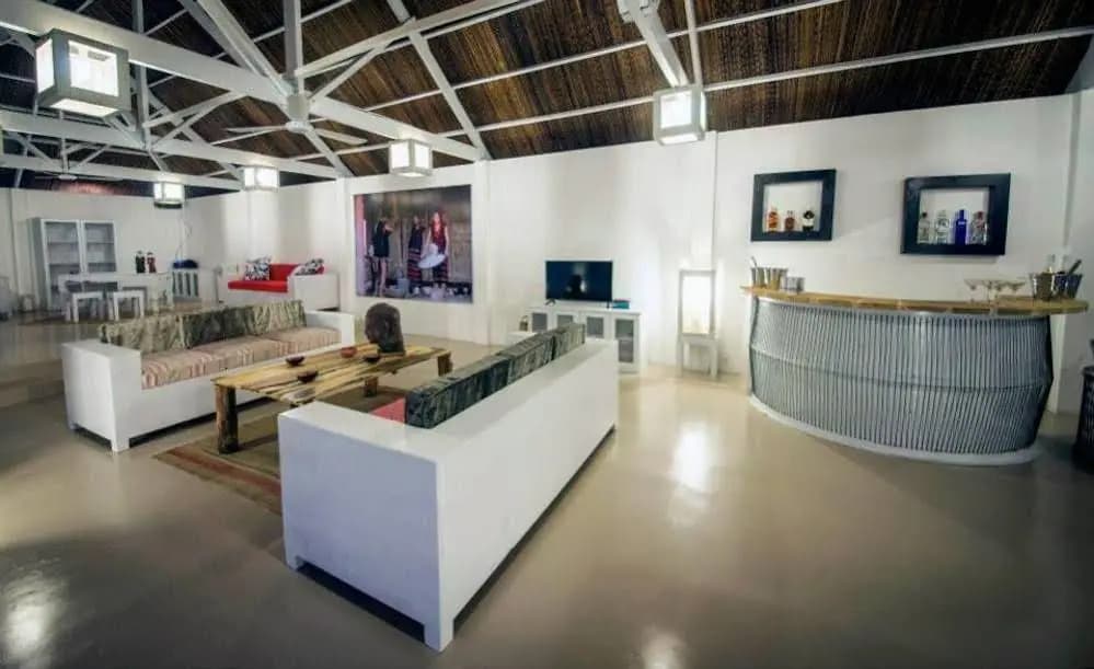 Tenuee Hotel - photo 11