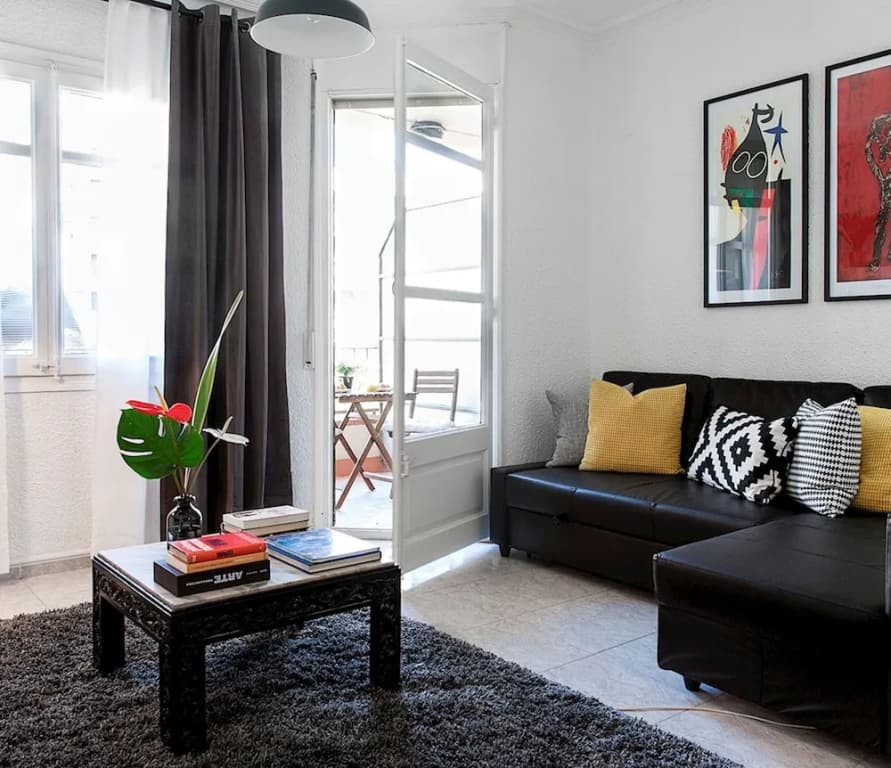 Prime Eixample Hideaway 6 Guests With Balcony by Myrentalhost - photo 20
