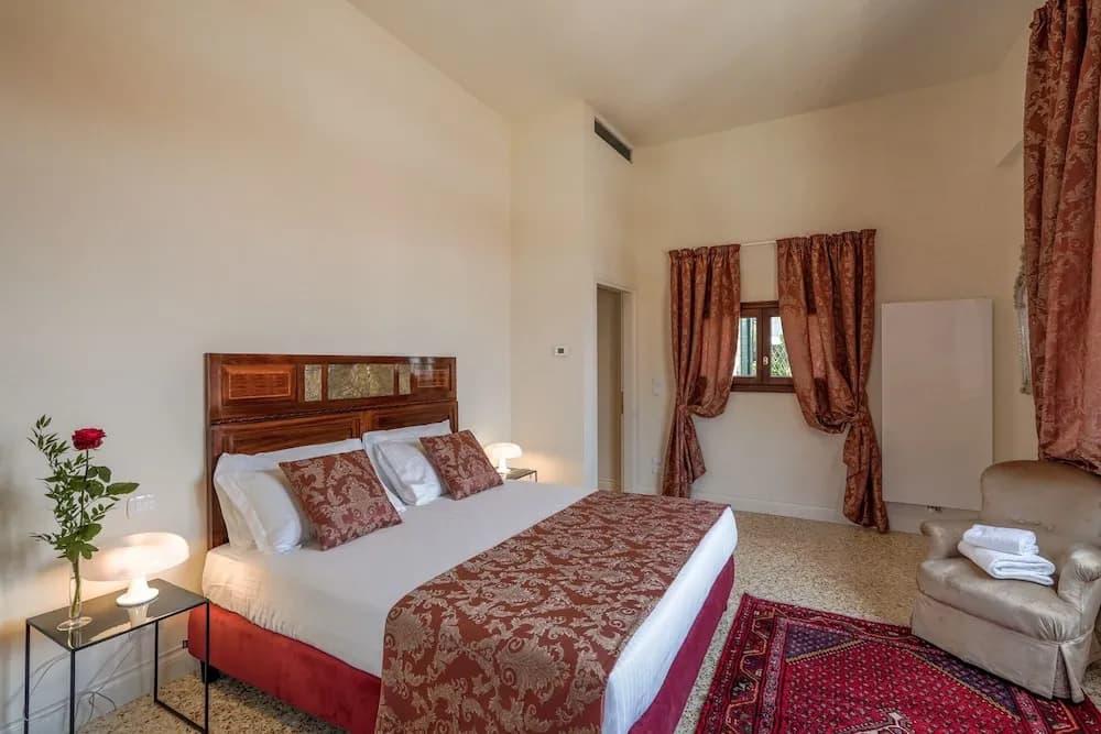 Ca' Longo Palace Apartments - photo 4