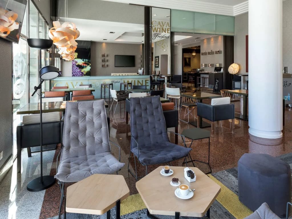 Rafaelhoteles Atocha - photo 23