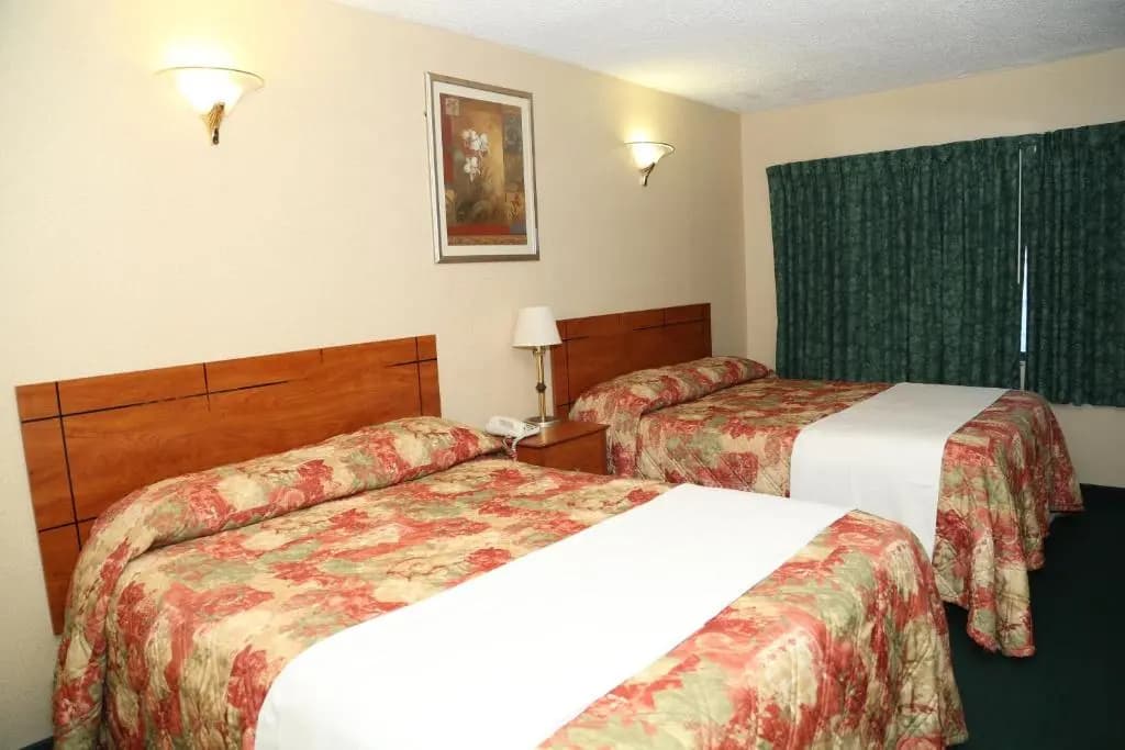 JFK Inn - photo 7