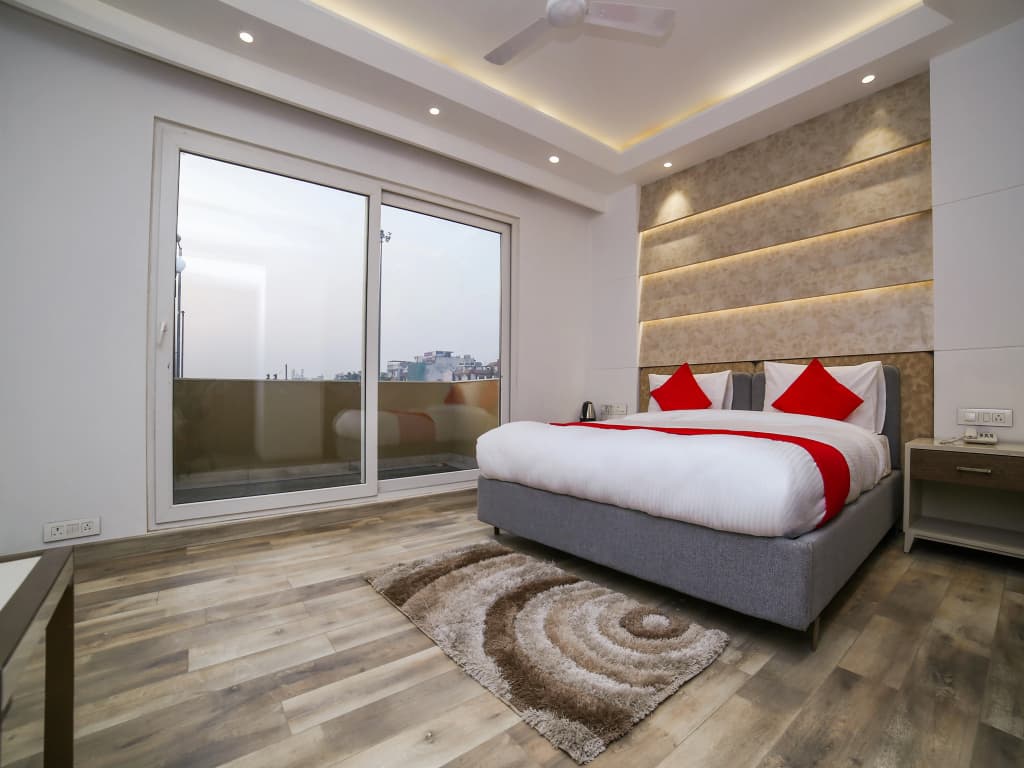 OYO 23088 Hotel Dev Palace - photo 2