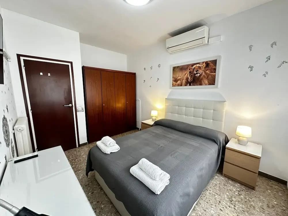 Rooms Sepulveda - photo 4