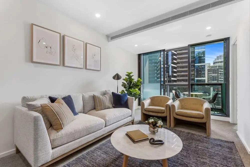 Remarkable 3-bed With City Views & Swimming Pool - photo 6