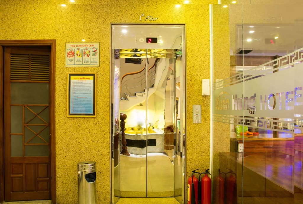 Xuan Hung Hotel - photo 8