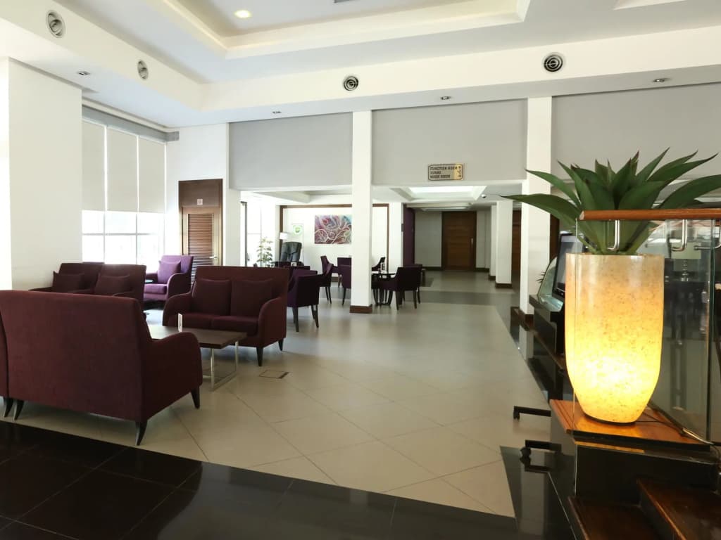 Hotel Puri Pujangga - photo 1