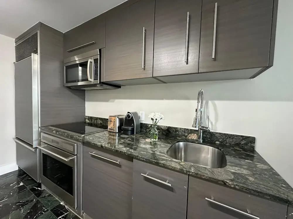 Miami Vacation Rentals - Brickell - photo 37