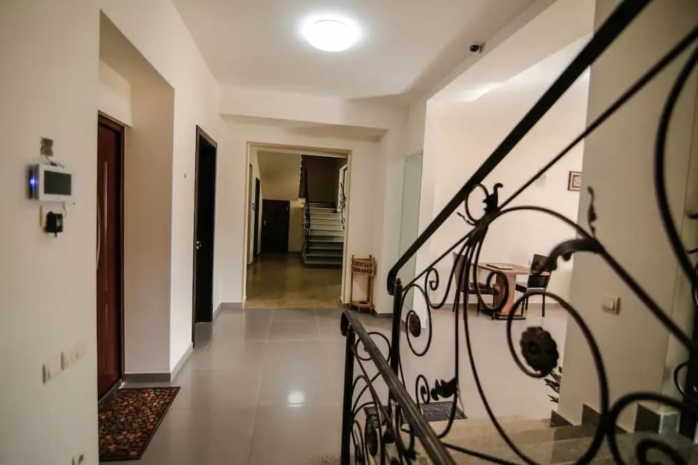 Hills Hotel - photo 11