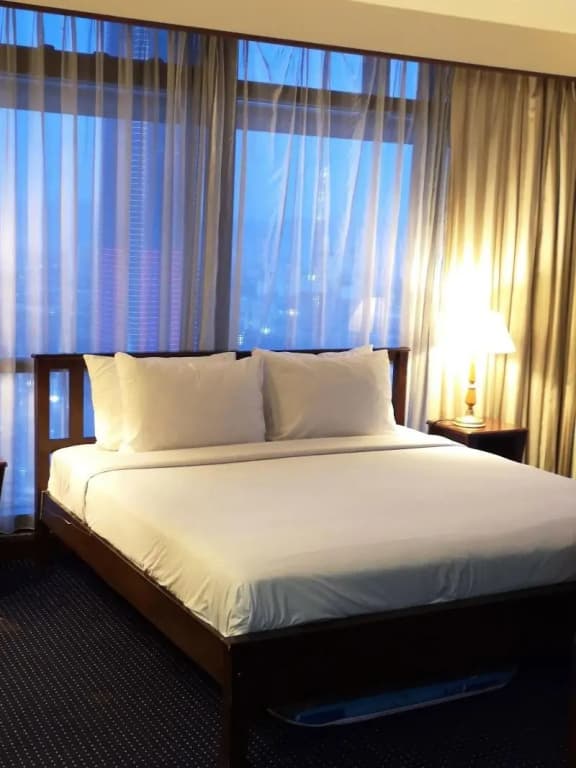 Sweet Dream Suites at Times Square - photo 25