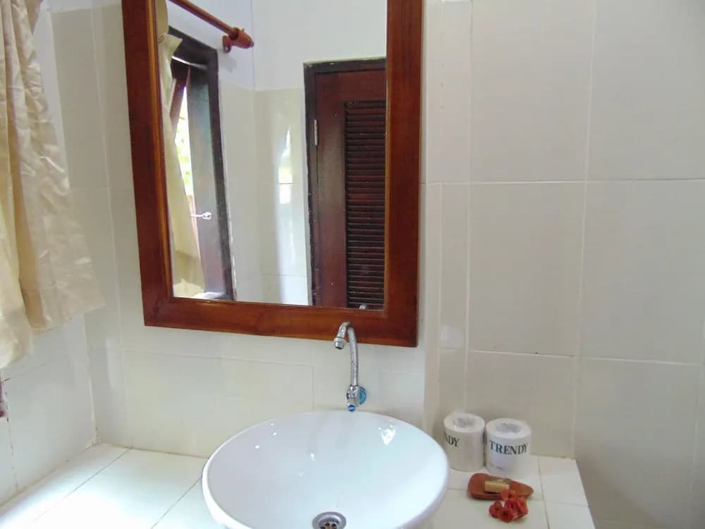 Leggie's Bungalow - photo 4
