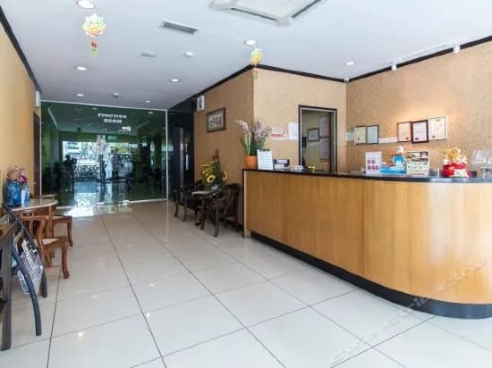 ZEN Rooms Taman Maluri Cheras - photo 4