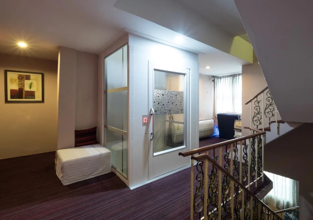 Cozy at Ten Hotel Bangkok - photo 11