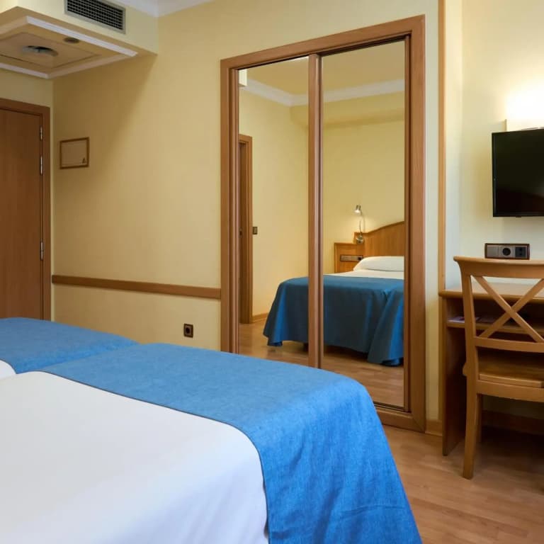 Hotel II Castillas Madrid - photo 26