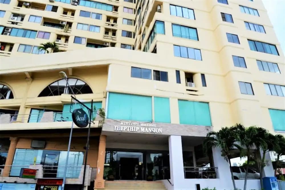 Thepthip Mansion Pratumak - photo 1
