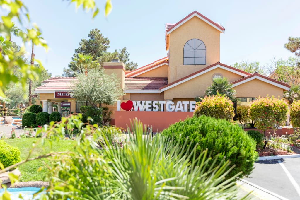 Westgate Flamingo Bay Resort - photo 1