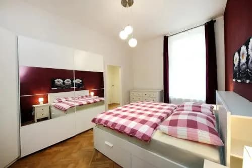 Historic Centre Apartments V - photo 4
