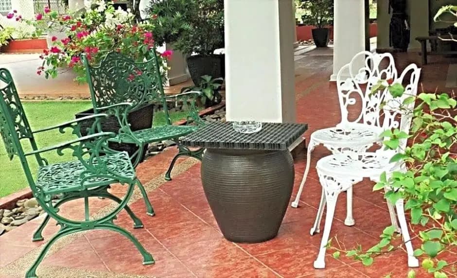 CasaPelindung Guesthouse - photo 11
