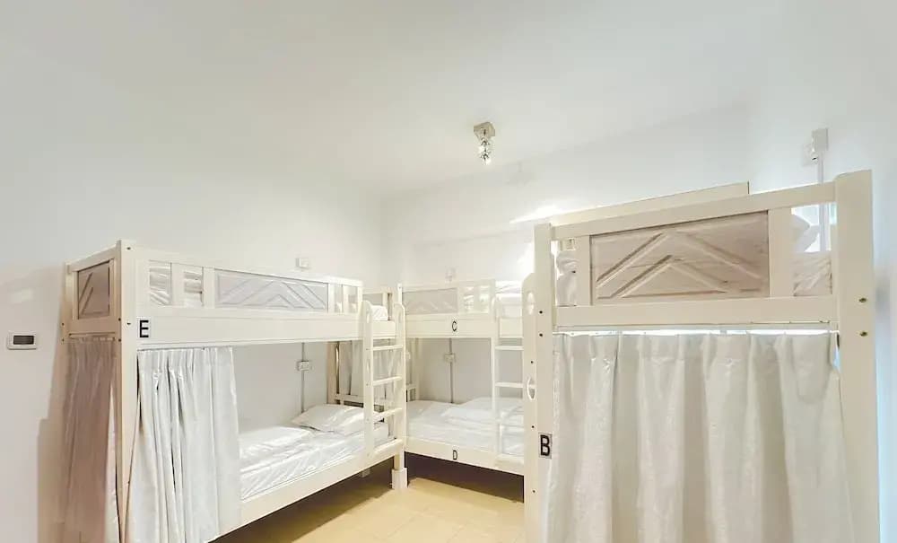 Dubai Host - Beach Hostel JBR - photo 5