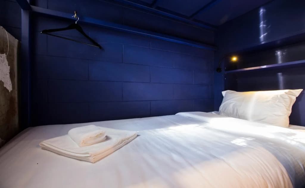 Azure Hostel Bangkok - photo 6