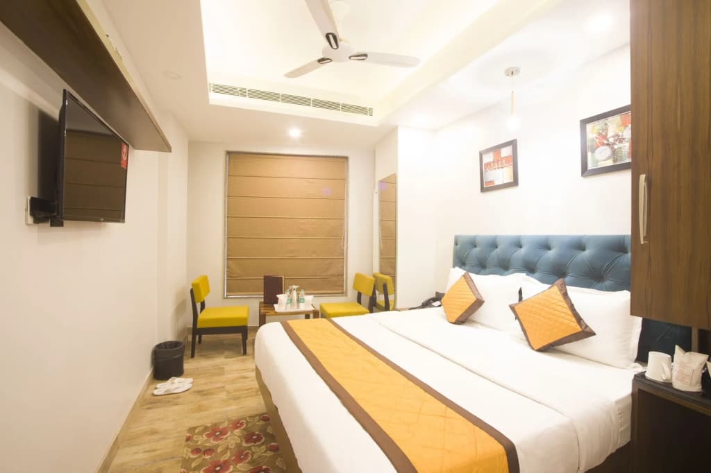 Staybook Hotel Nitya Maharani - photo 7