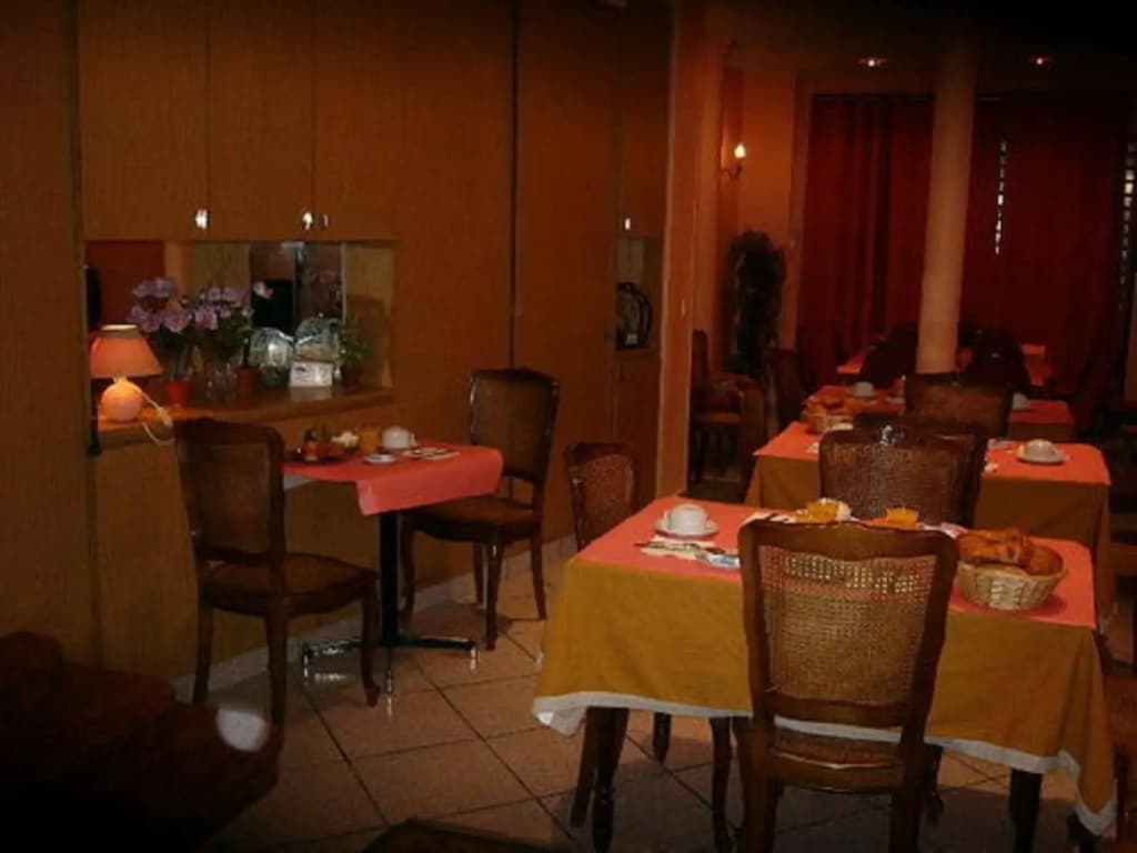 Grand Hôtel Voltaire - photo 12