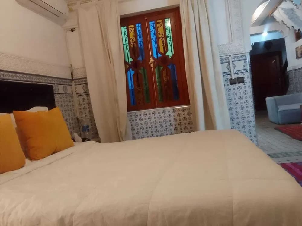 Riad Amely - photo 2