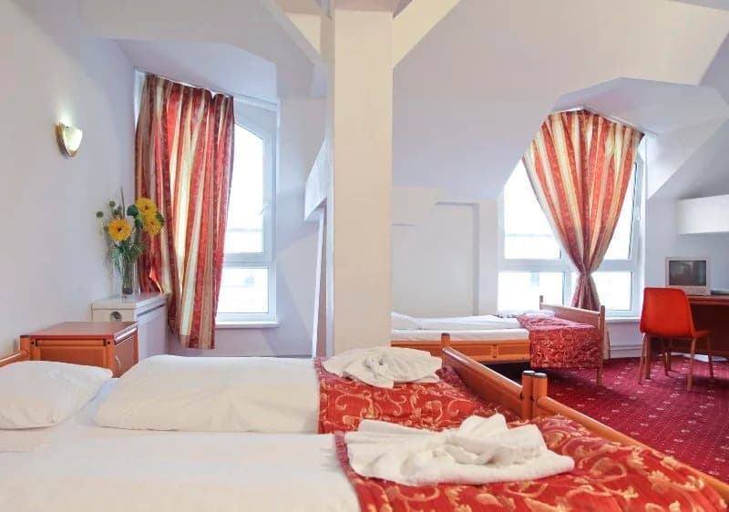 City 54 Hotel And Hostel - photo 2