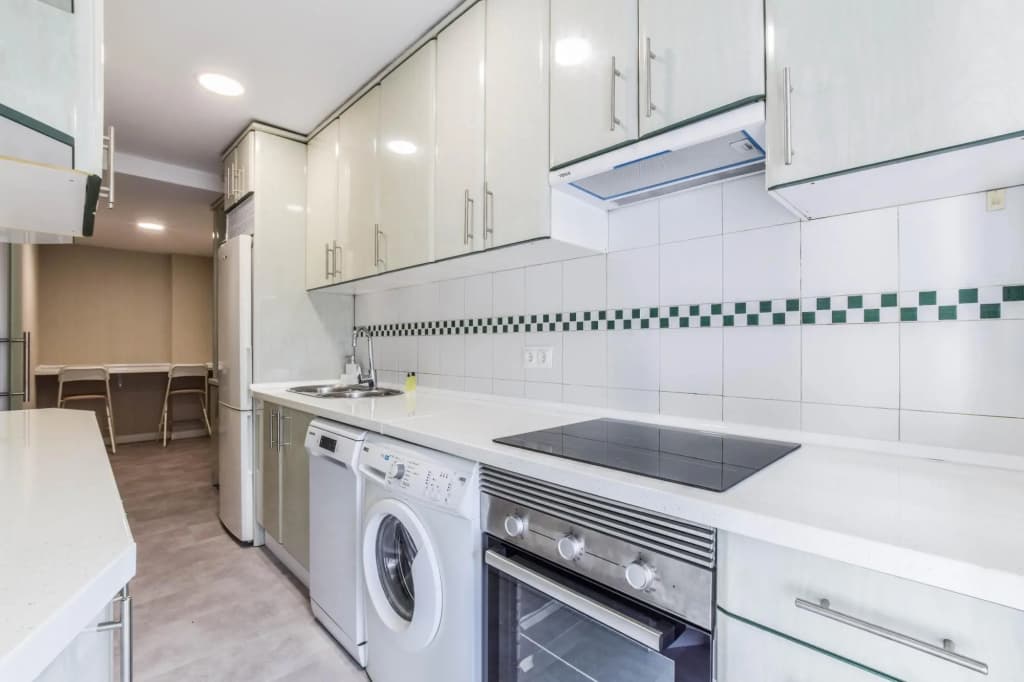 Alcalá I in Madrid with 3 bedrooms and 2 bathrooms - photo 18