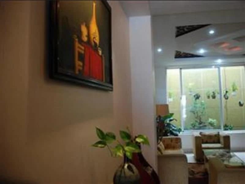 Anh Huy Hotel - photo 1