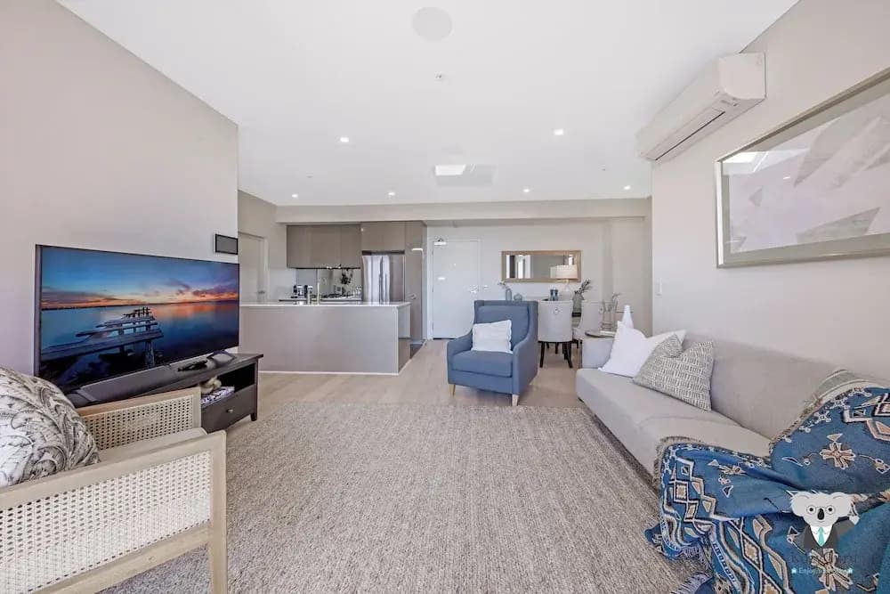 Kozyguru | Wentworth Point | 2B Apt+Free Parking - photo 1
